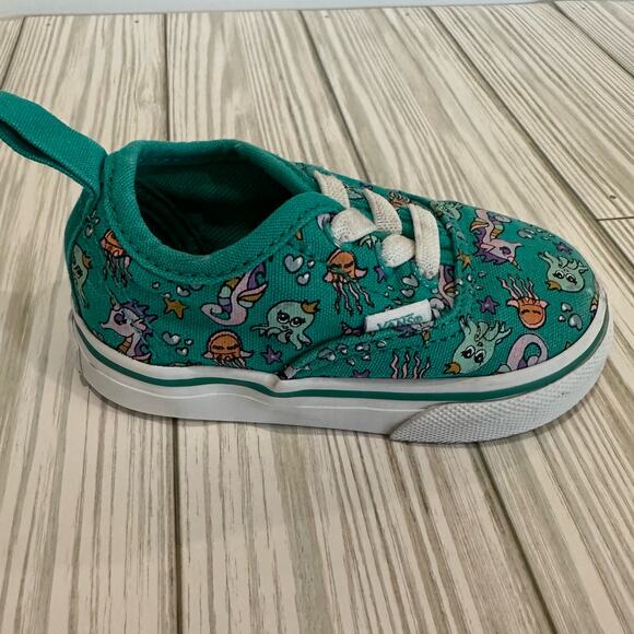 Vans toddler sneakers. Sea party under the sea. Size is toddler 4 - Picture 4 of 9